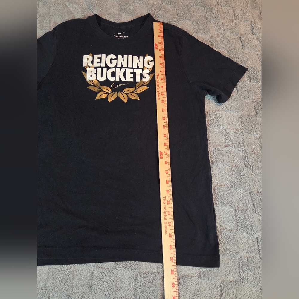 Black Nike Dri-fit Men's T-Shirt Size Med.- Reigning Buckets Design - Picture 3 of 8
